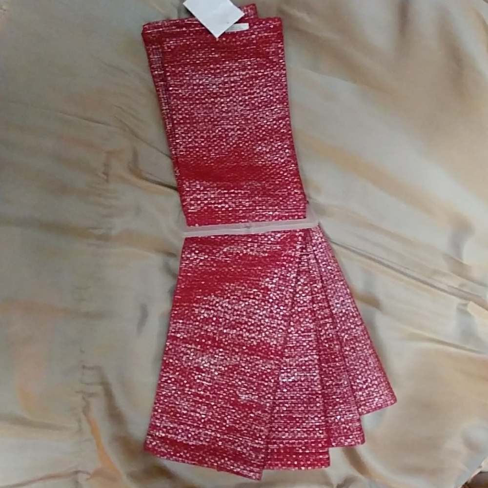 💎💎NWT BRAND NEW SET OF 4 DISH TOWELS!!💎💎